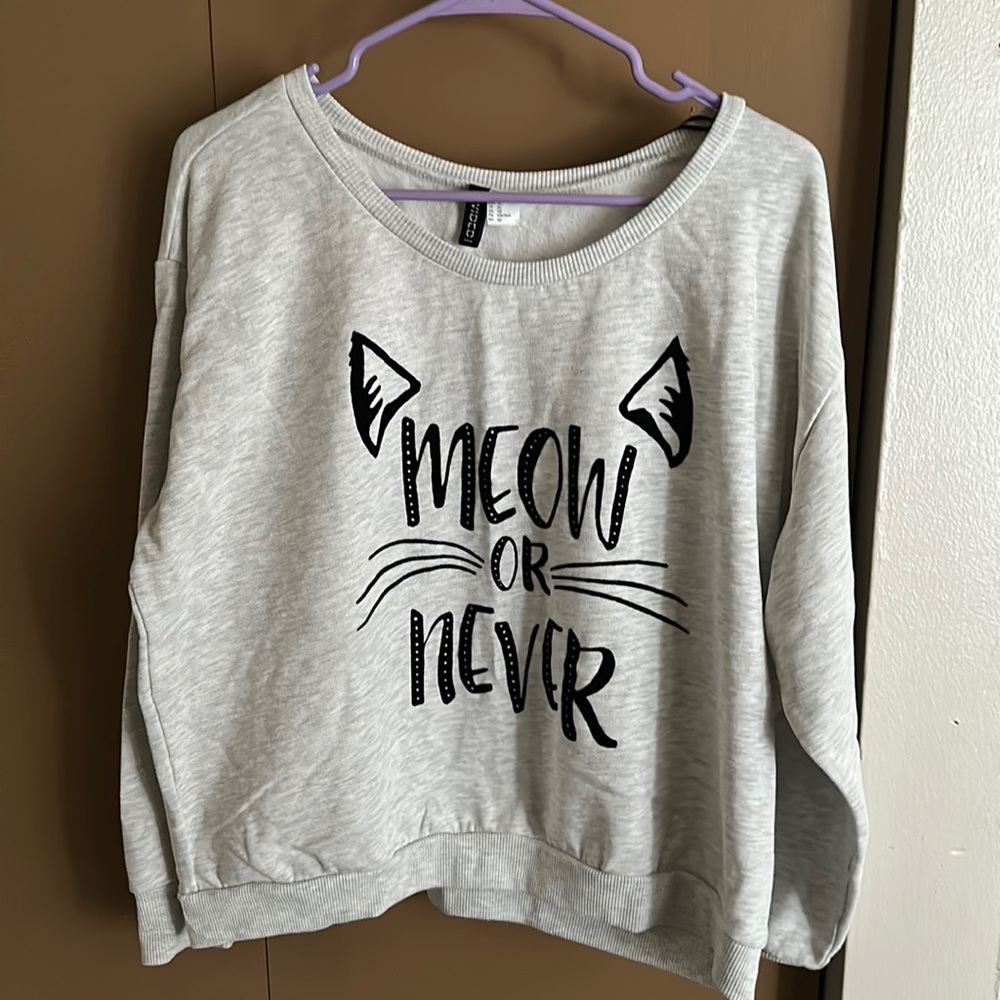 H&M Sweater